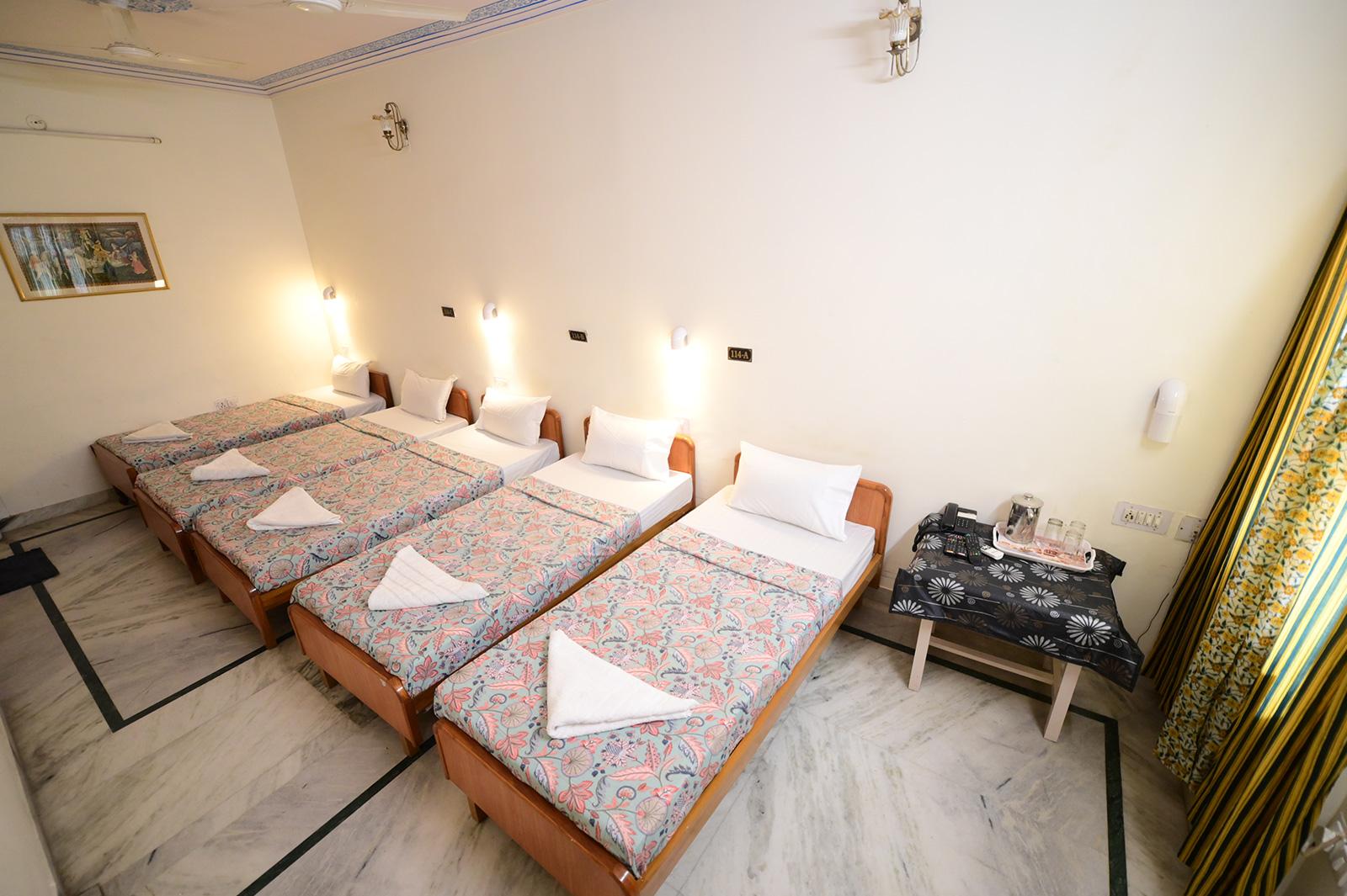 5 Bedded / Non-AC Room at Shri Mahakaleshwar Bhakta Niwas Ujjain
